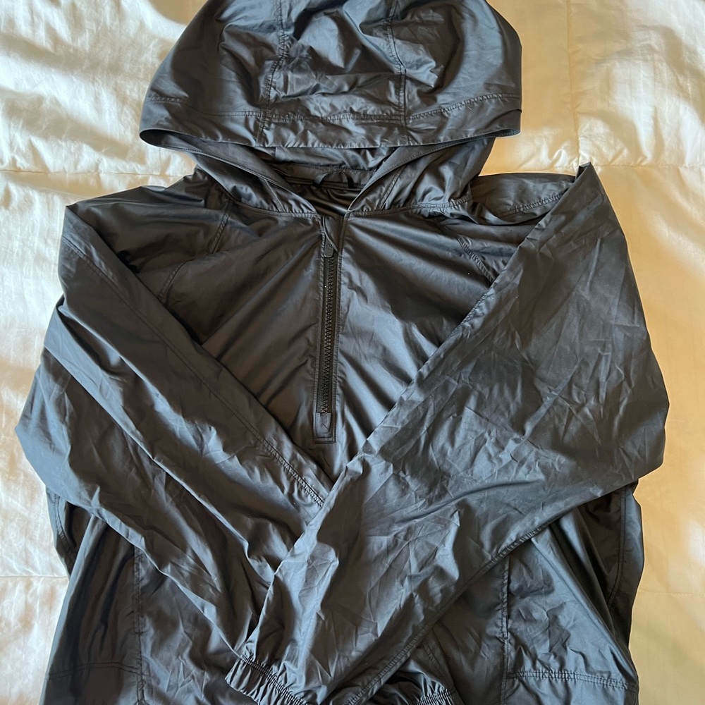 Lululemon windbreaker